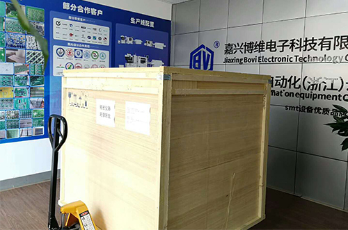 安徽客戶SMT設(shè)備專車送貨，貨到上門安裝調(diào)試