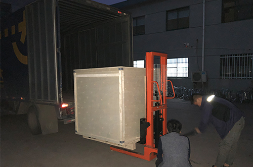 永州客戶SMT設(shè)備專車送貨，貨到上門安裝調(diào)試